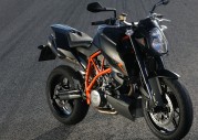 KTM 990 Super Duke KTM 990 Super Duke